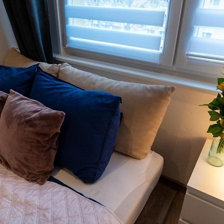 Art Apartament 2 Ustrzyki Dolne Esterno foto